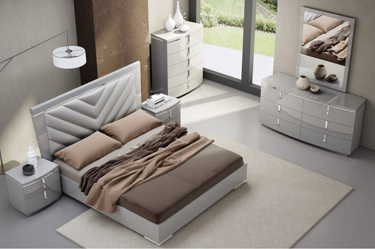 Modern Bedroom Sets: What “Complete” Really Means (Bed, Dresser, Mirror, Nightstands)