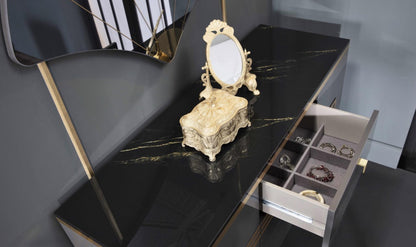 Carlino Bedroom Set