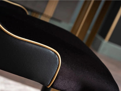 Carlino  Dining Room Set